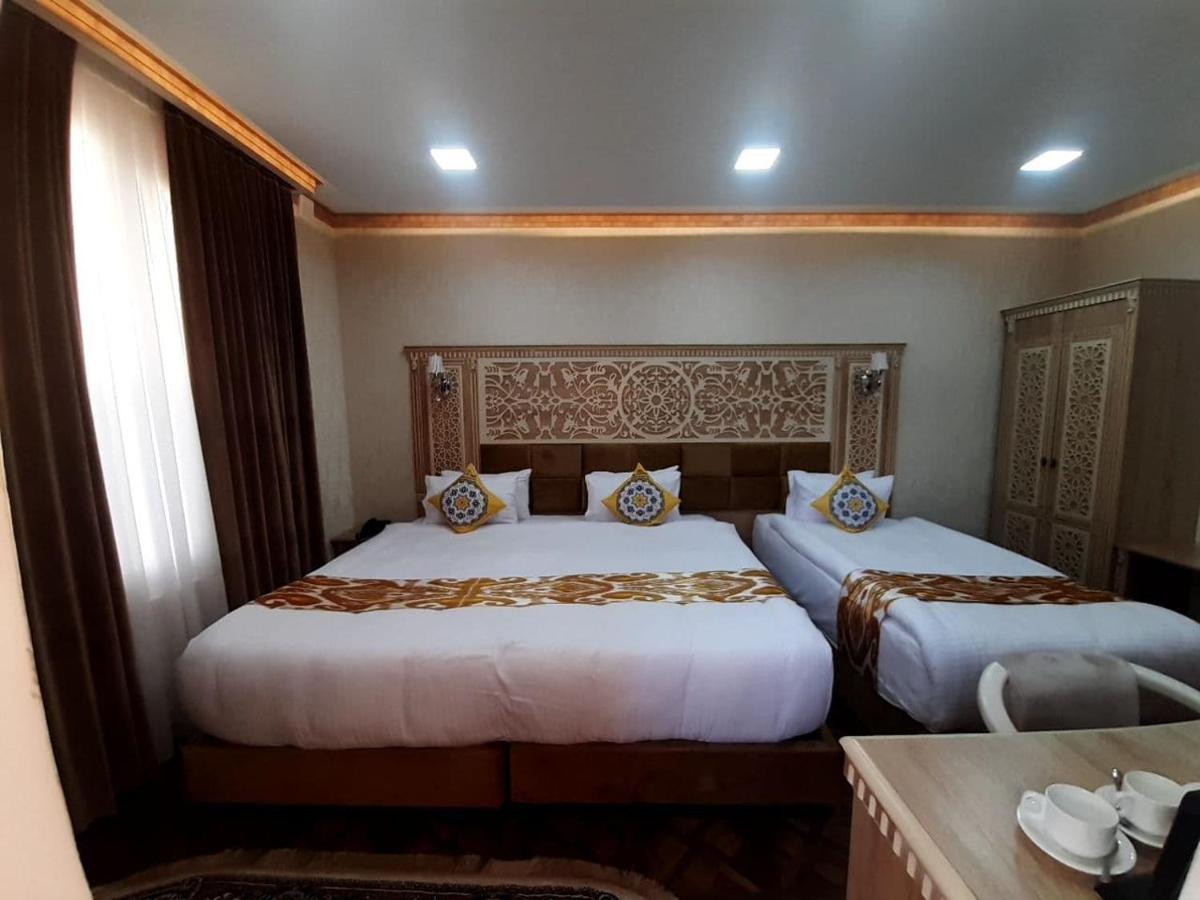 Zarafshon Boutique Hotel Khiva Bagian luar foto